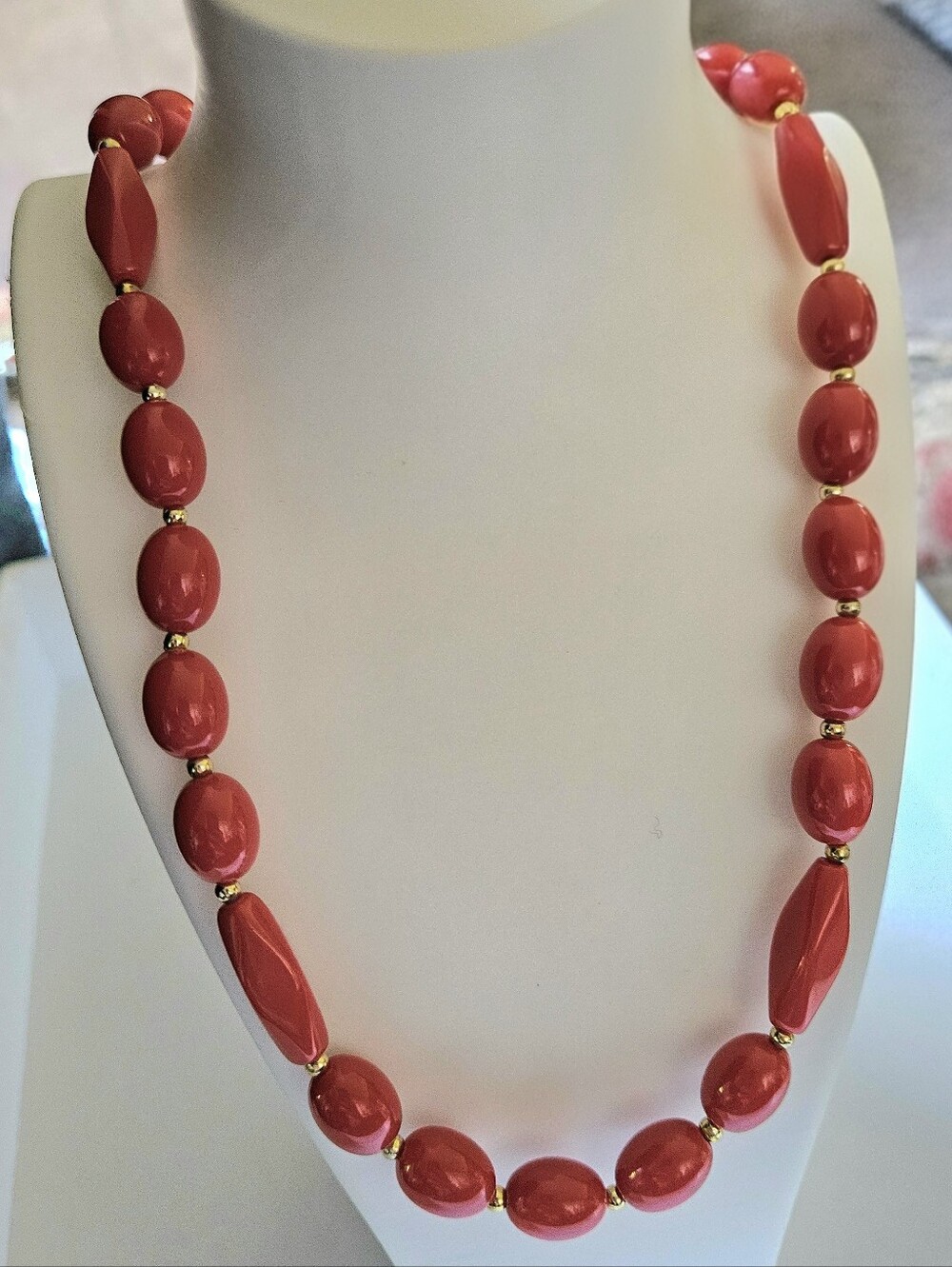 Classic Red/Gold Bead Necklace - Elegant Women's Jewelry
